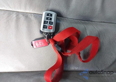 2011 Toyota Sienna Xle from USA, damaged, VIN 5TDDK3DC7BS021381